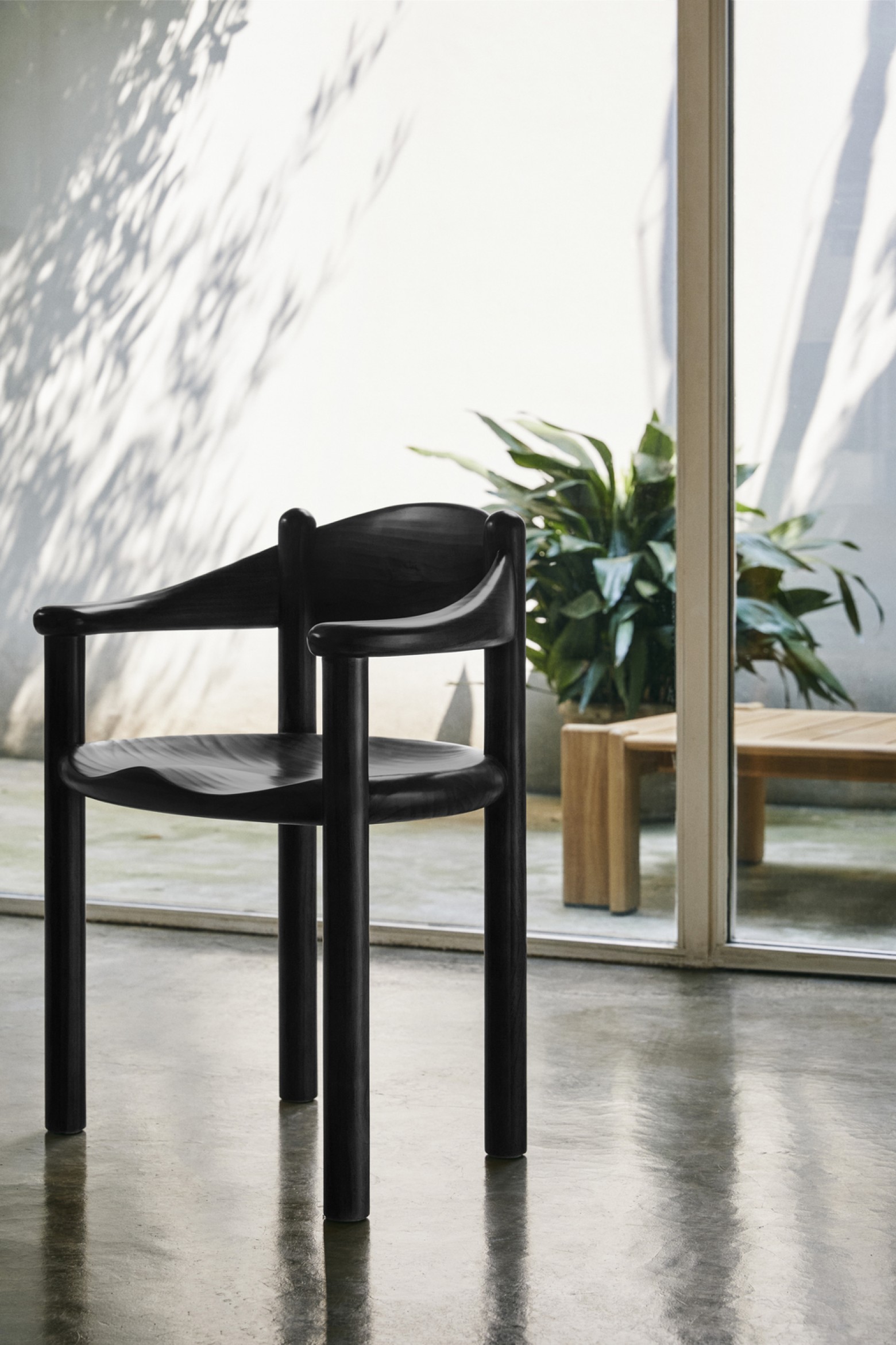 Nieuw: Daumiller in bruin-zwarte kleur   Victors Design Agency