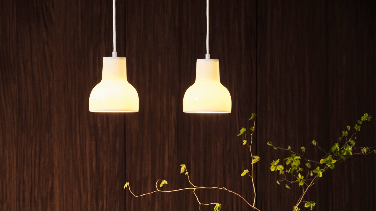 EM82 Porcelight Pendants van Erik Magnussen in bone china