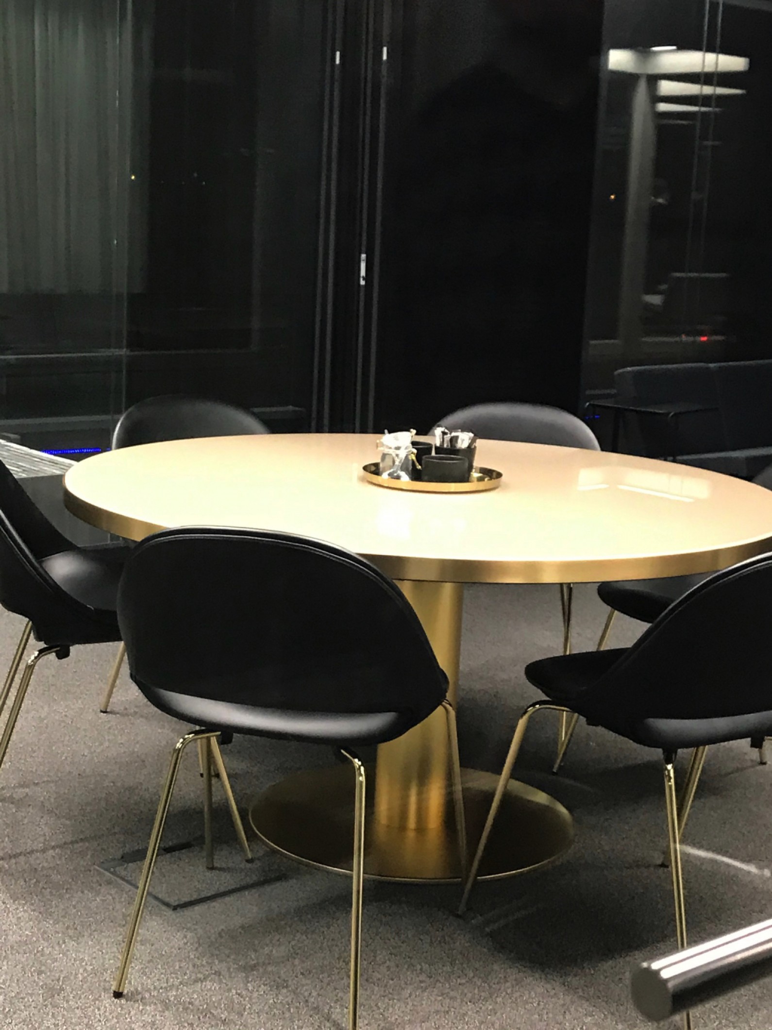De Gubi Dining Table 2.0: elegant, stijlvol en praktisch  
