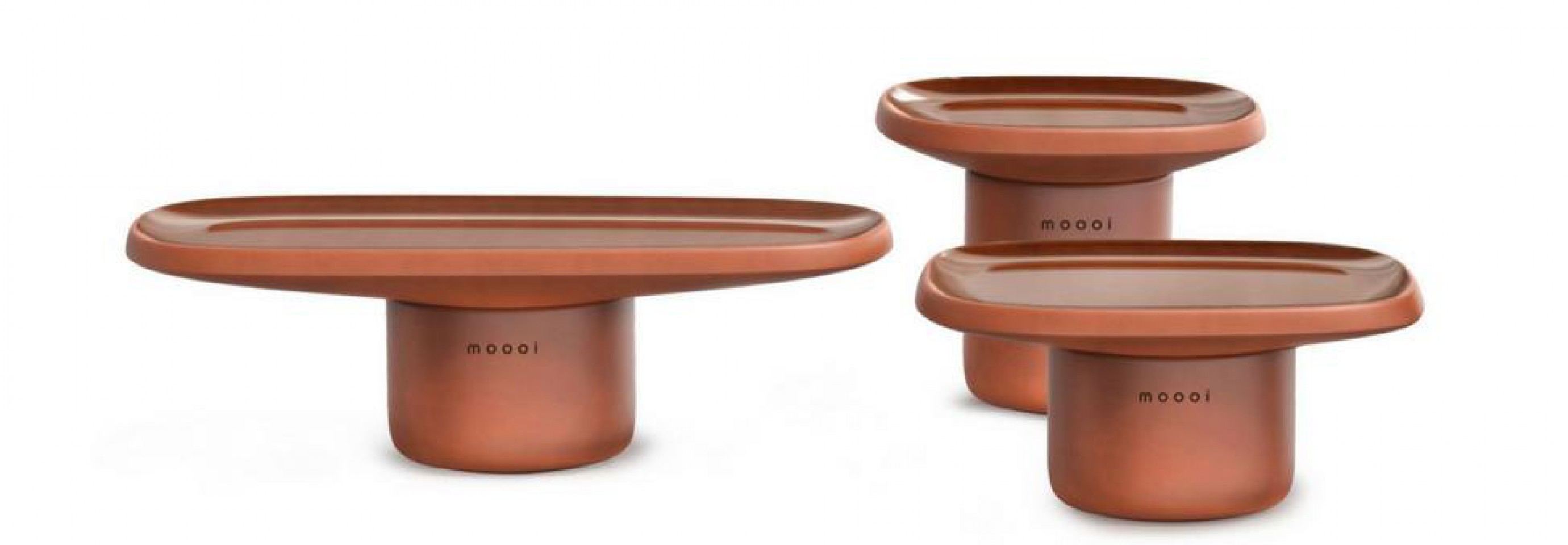 Obon: een collectie van 3 lage tafels in geglazuurde terracotta en kunststof Victors Design Agency