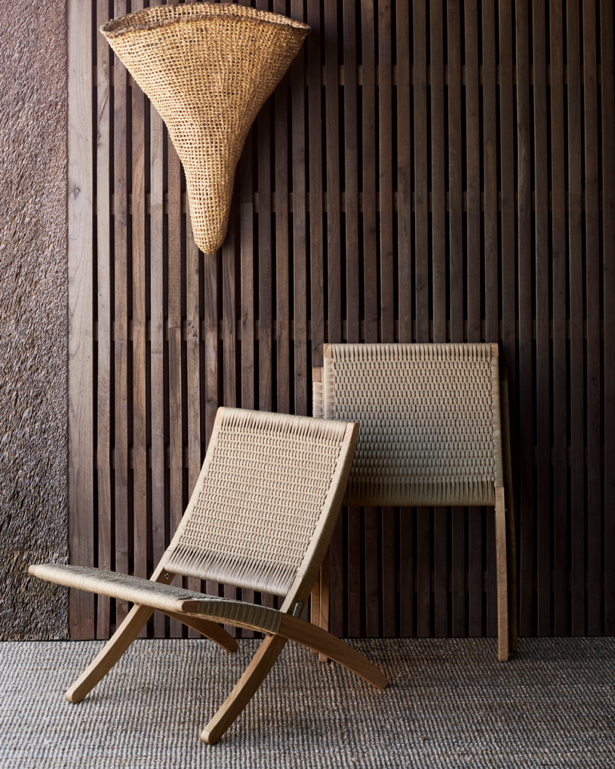 CUBA folding chair, handwoven papercord. Carl Hansen & Son 