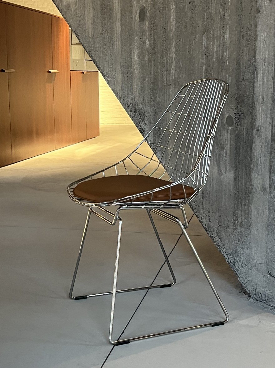 Wire dining chair in chrome, Cees Braakman, 1958 design 