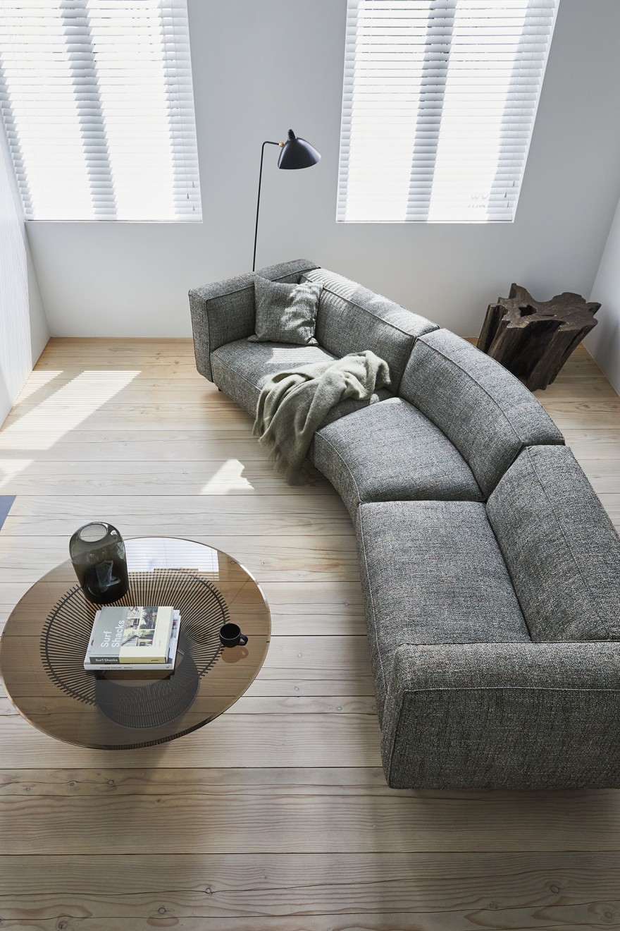 Gelderland_2020 6400 sofa grey