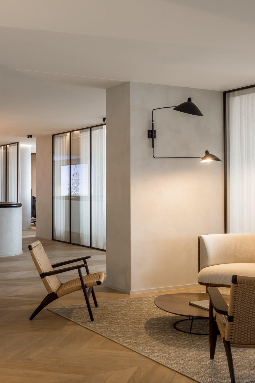 Lounge dans les bureaux de Degroote real estate à Ostende 